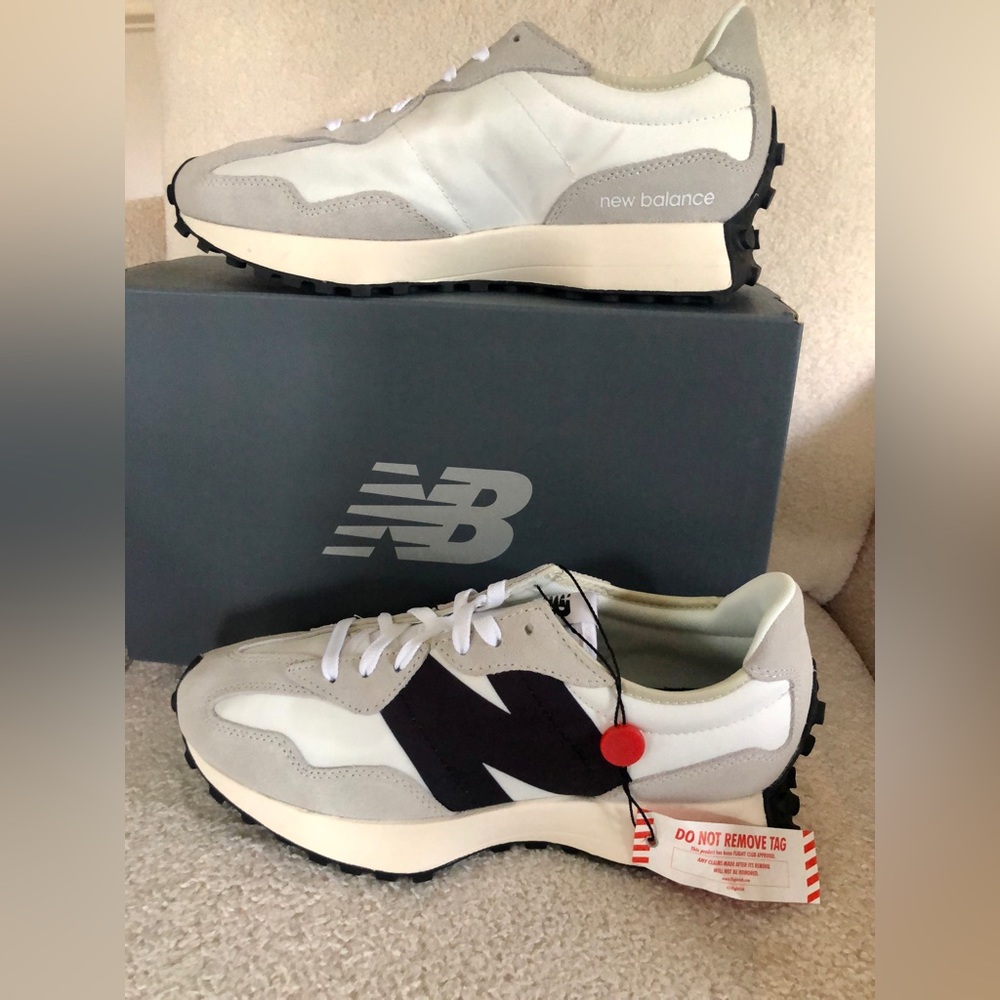 Brand New -- New Balance 327 Men's Sneakers in "Sea Salt"
